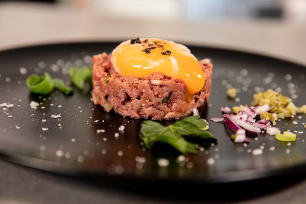 Nihon – Beef Tartare – the perfect egg