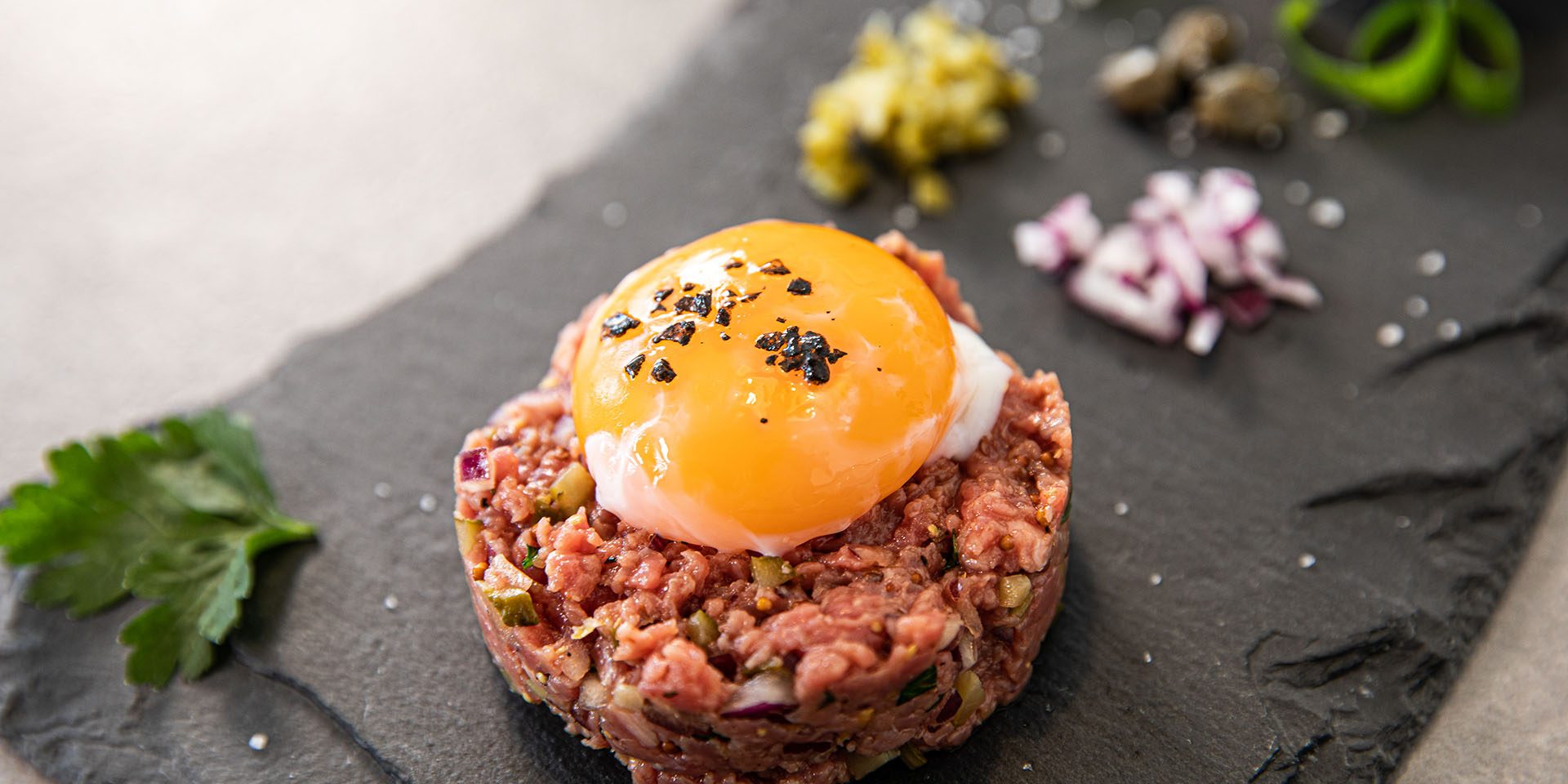 Nihon – Beef Tartare – the perfect egg